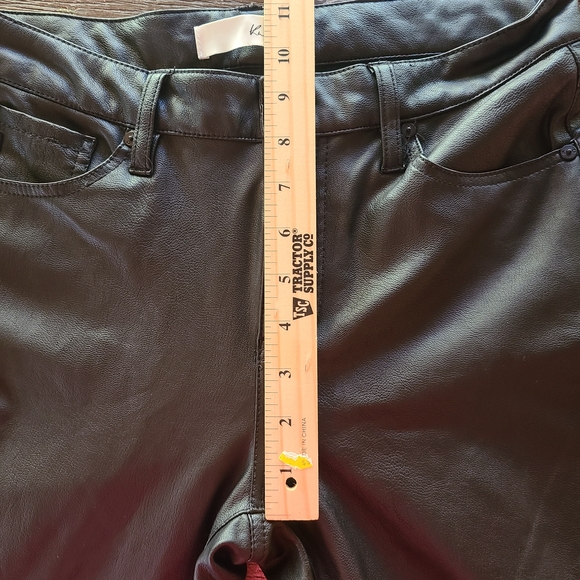 KanCan Black Flare Faux Leather Pants Size 9/28 - Picture 7 of 9